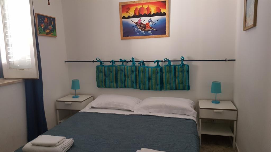 La Caletta Bed & Breakfast Санта Флавия Екстериор снимка