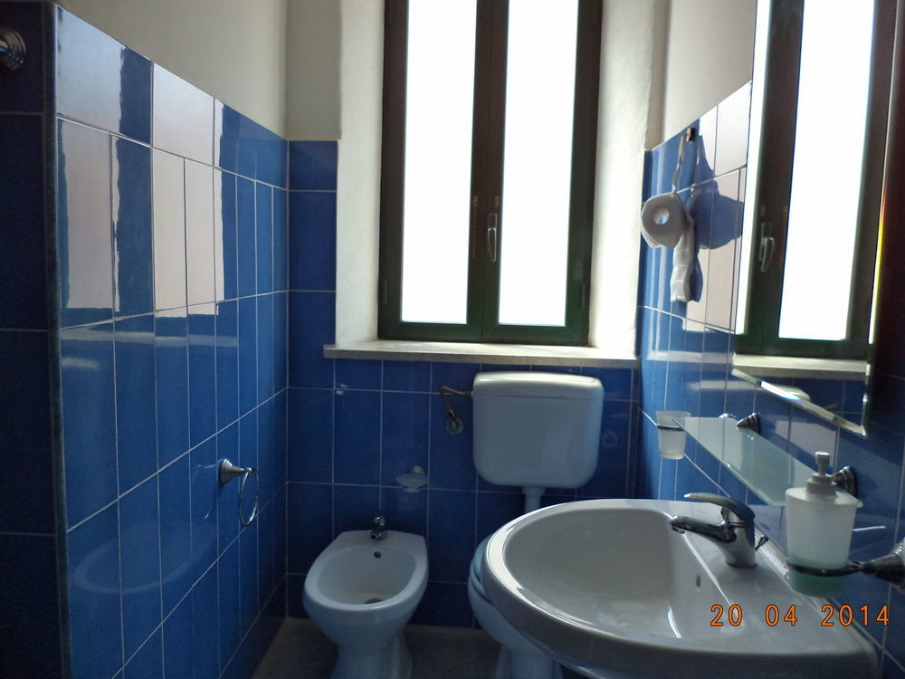 La Caletta Bed & Breakfast Санта Флавия Екстериор снимка